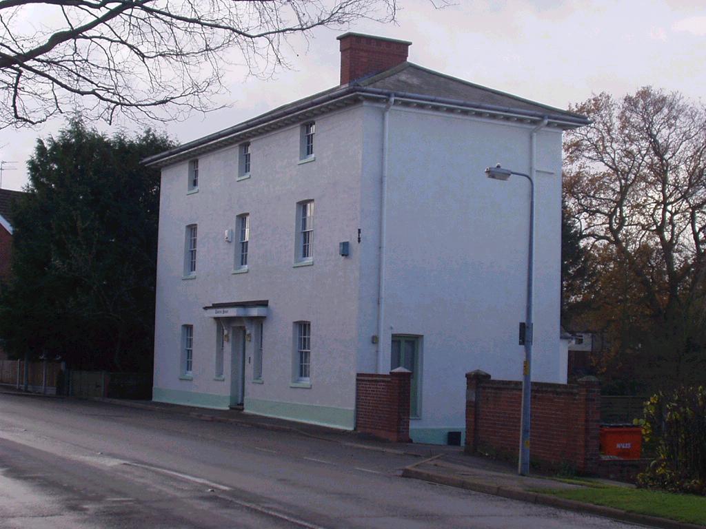 Railway Tavern, Station Road, Ardleigh- Public Houses, Taverns & Inns in Essex, Genealogy, Trade Directories & Census + Censusology