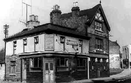 Fishermans' Arms, Broadway, Barking