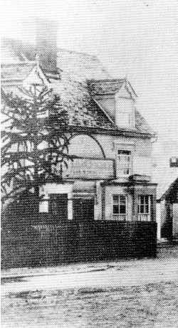 Ship, Victoria Place, Lower Green, Brightlingsea