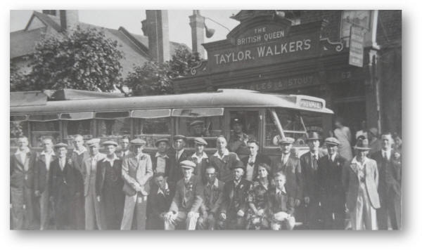 British Queen, Queen's Road, Buckhurst Hill - in 1930s