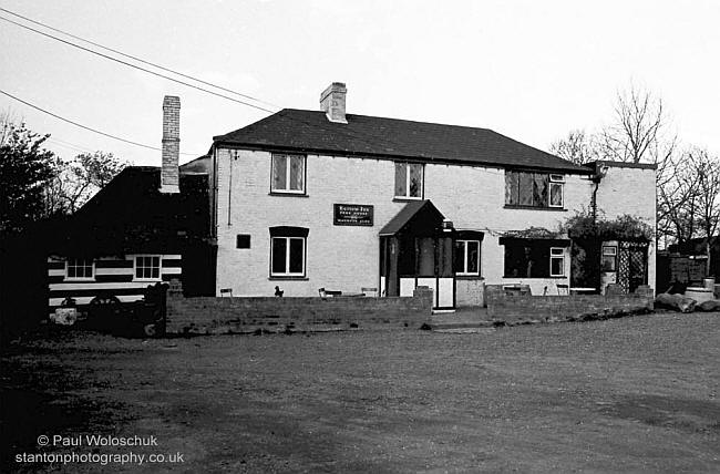 Harrow Inn, Bulphan - circa 1976