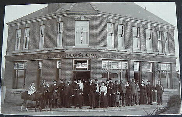 Queens Hotel, Berechurch Road, Colchester (Proprietor Ernest Warner)