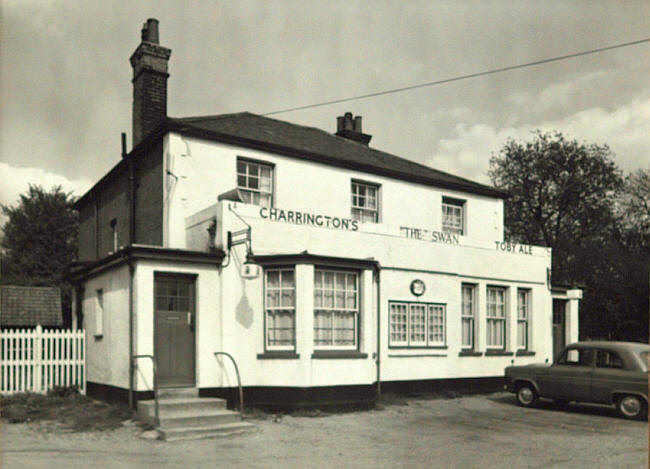 Swan, Kelvedon Common, Doddinghurst