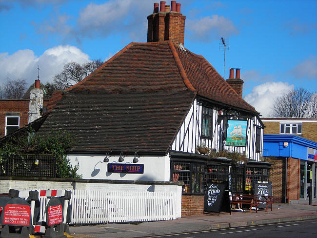 Ship, 93 Main Road, Romford - in 2005