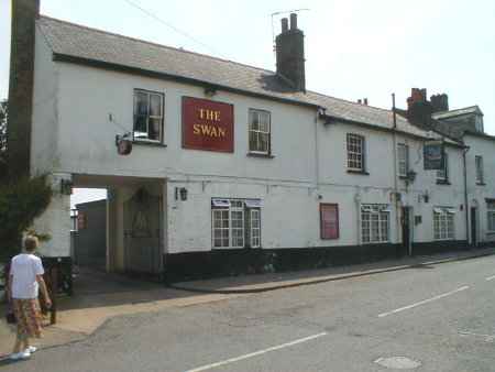 Swan, Horndon-on-the-Hill, 13th May 2001