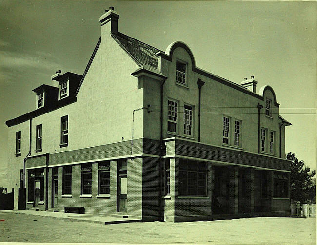 Laindon Hotel, High Road, Laindon