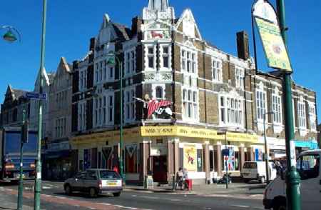 Red Lion, High Road, Leytonstone