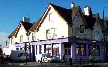 Thatched House, Holloway Down/High Road Leytonstone