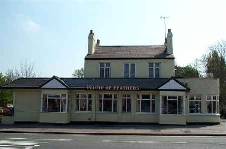 Plume of Feathers, Church Hill, High Road, Loughton - 22nd April 2003