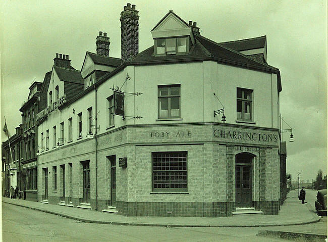 Ship, Dock Road, Tilbury Docks - in 1939