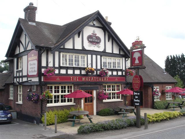 Wheatsheaf, Crooked Mile, Waltham Abbey - in June 2007