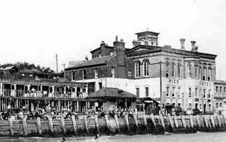 Pier Hotel, Walton-on-the-Naze 1933