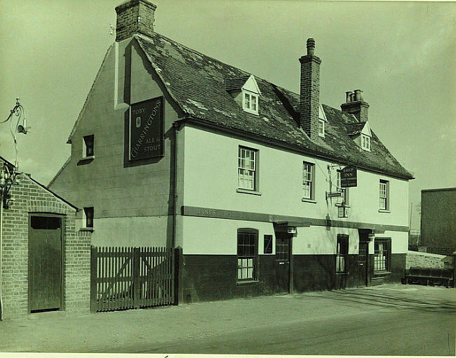 Ship, West Thurrock