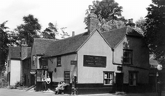 The Bell, Willingale