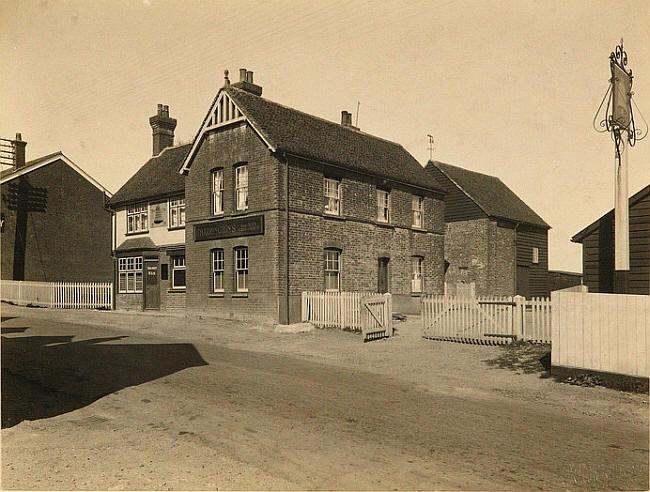 Bell, Woodham Ferrers - in 1930