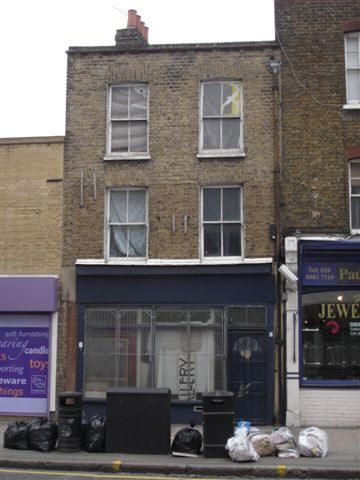 Devon Arms, 63 Roman Road, E2 - in May 2007