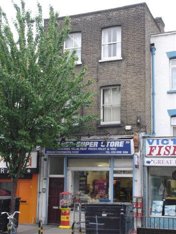 Ship, 109 Roman Road, E2 - in May 2007