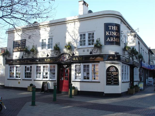 Kings Arms, 156 Broadway, Bexleyheath -  in December 2007