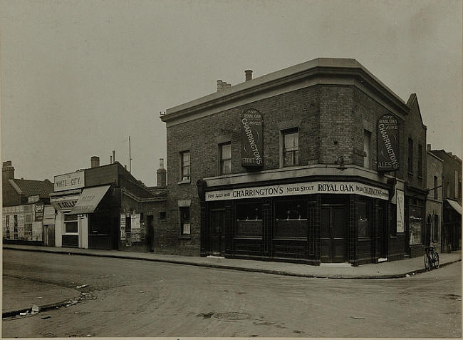 Royal Oak, 57 St Stephens Road, Bow - in 1925