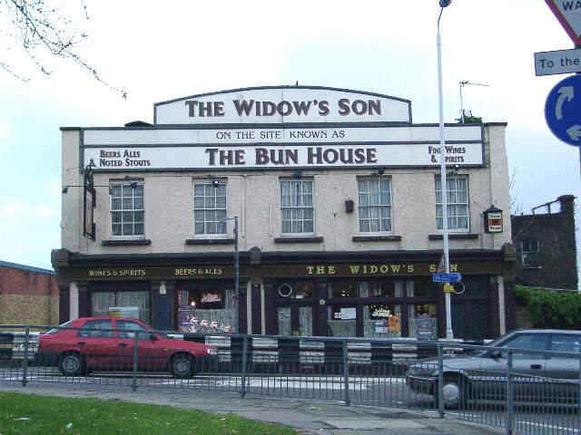 The Widows Son, in recent years -  Kindly provided by Philip Mernick @ http://www.mernick.co.uk/thhol/ 