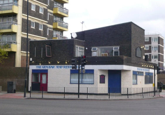 Canterbury Arms, 871 Old Kent Road, SE15 - in April 2009