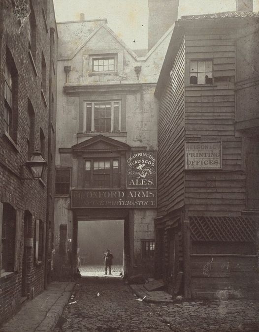 Oxford Arms, 14 Warwick lane  - in about 1875