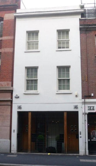 Crown, 146 St John Street, EC1 - in May 2009