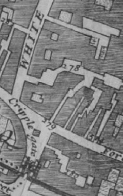 Morgans map of London in 1682 lists 278 Cross keys Inne ; 280 White horse Inne and 282 Cock yard all by Cripplegate.