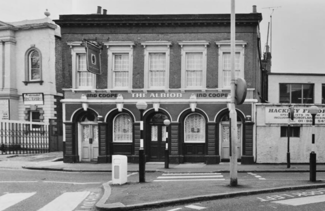 The Albion, 36 Lauriston Road, E9. In 1976