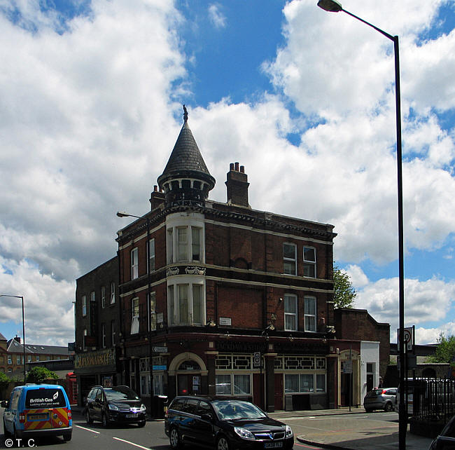 Spread Eagle, 224 High Street, E9 - in June 2014