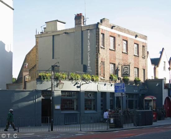 Lord Clyde, 340 - 342 Essex Road, Islington N1 - in May 2010