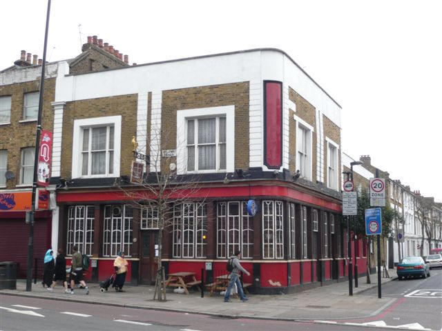 (New) Crown, 622 Holloway Road, N19 - in March 2008