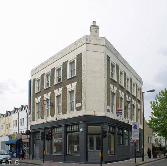 Railway Hotel, 472 Hornsey Road, N19 - in April 2010