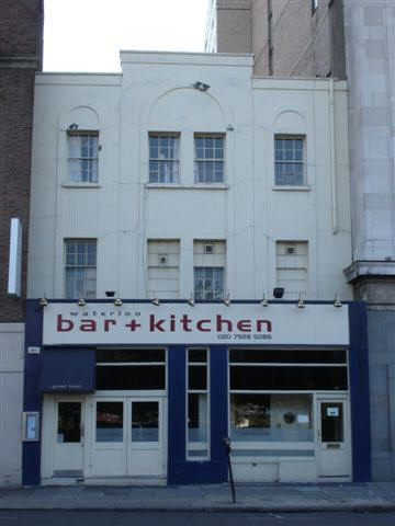 Royal Victoria Tavern, 131 Waterloo Road, SE1 8UR - in July 2007