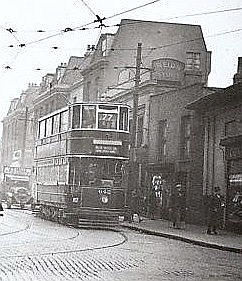 Prince of Wales, 2 Grove Road, Mile End, E3  - in 1915