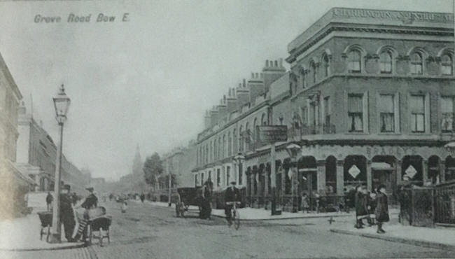 Victoria Tavern, Grove Road - in 1907