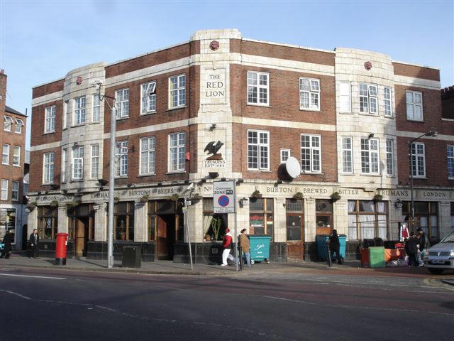 Red Lion, 407 Walworth Road - in February 2007