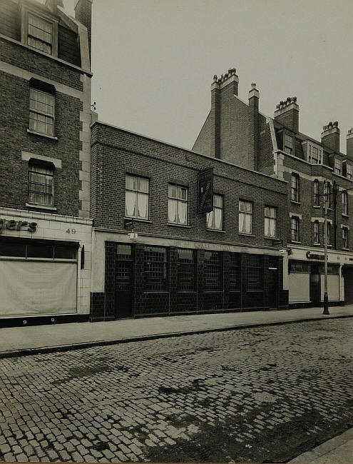 Royal Albert, 51 East Street, Walworth