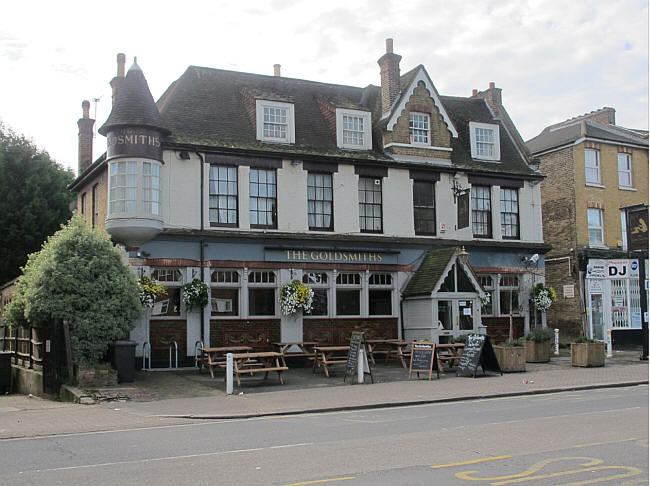 Goldsmiths Arms, 3 Croydon Road, Penge - in 2017