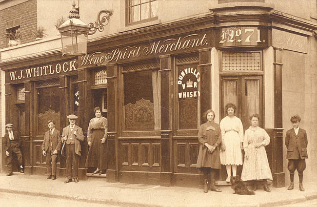 Royal Oak, 71 Princes Road, Plumstead - Landlord W J Whitlock circa 1918-19