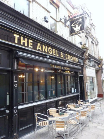 Angel & Crown, 5 Church Court, Richmond - in January 2011