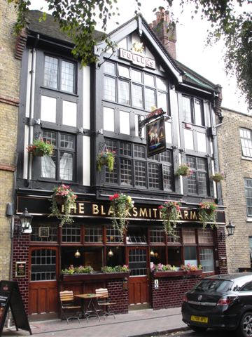 Blacksmith's Arms, 257 Rotherhithe Street, SE16 - in October 2007