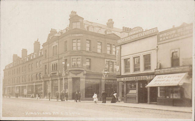 Star & Woolpack, 132 Kingsland Road, Shoreditch - posted in 1908