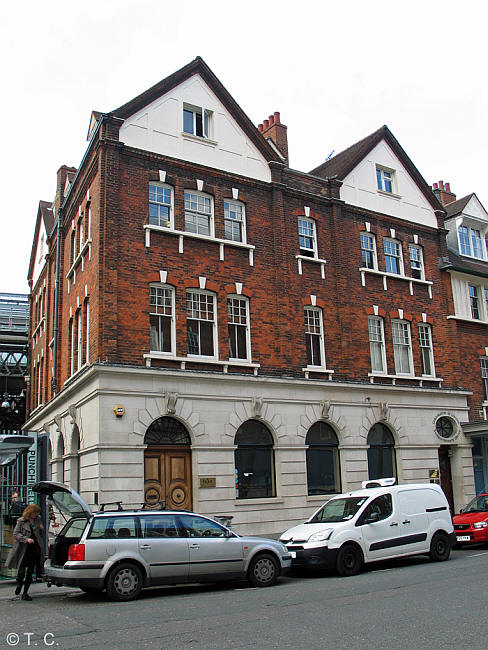 Market Tavern, 65 Brushfield Street, Spitalfields - in May 2014