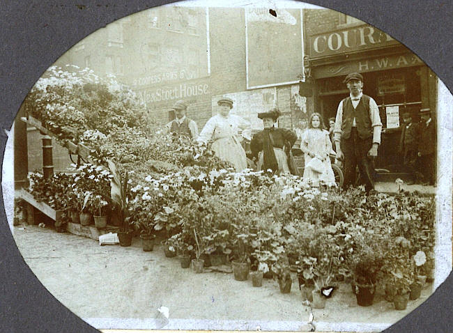 Coopers Arms, 15 Watney Street, St George in the East - Landlord H W Axford