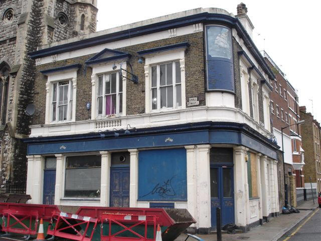 Ship, 387 Cable Street, E1 - in August 2007