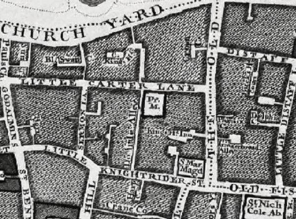 The Kings Head Inn is named in Old Change in the 1746 Rocques map. 