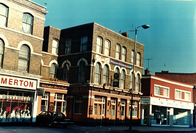 White Hart, 69 High Street - in 1988