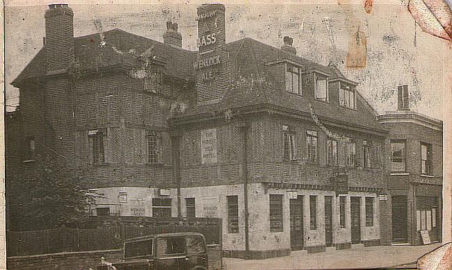 Forest Hill Hotel, circa 1937 - when James Henry Graves took over running the Hotel