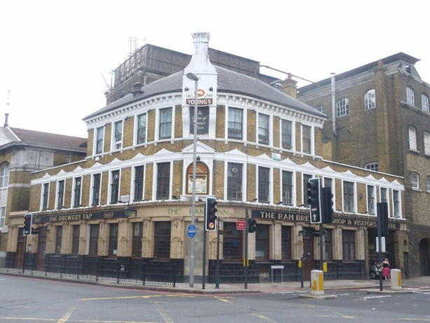 Ram Inn / Hotel, 68 High Street, Wandsworth - in July 2010